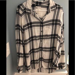 ❌SOLD❌ Flannel top